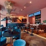 Visionapartments Brandschenkestrasse - Self Check-in 3*