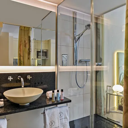 Visionapartments Brandschenkestrasse - Contactless Check-in 3*