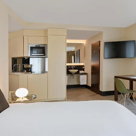 公寓式酒店 Visionapartments Brandschenkestrasse - Contactless Check-in 3*