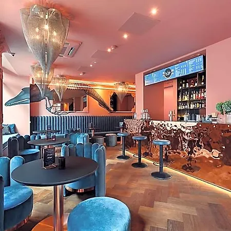 Apart Otel Visionapartments Brandschenkestrasse - Self Check-in 3*