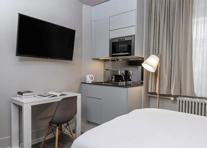 Visionapartments Brandschenkestrasse - Contactless Check-in Lägenhetshotell Zürich